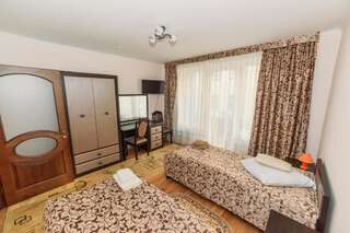 Мини-отель Apartments Sonce Трускавец Двухместный номер с 2 отдельными кроватями-4